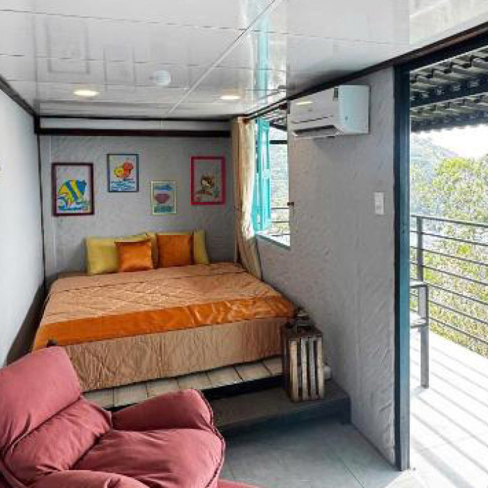 Phòng giường đôi có ban công